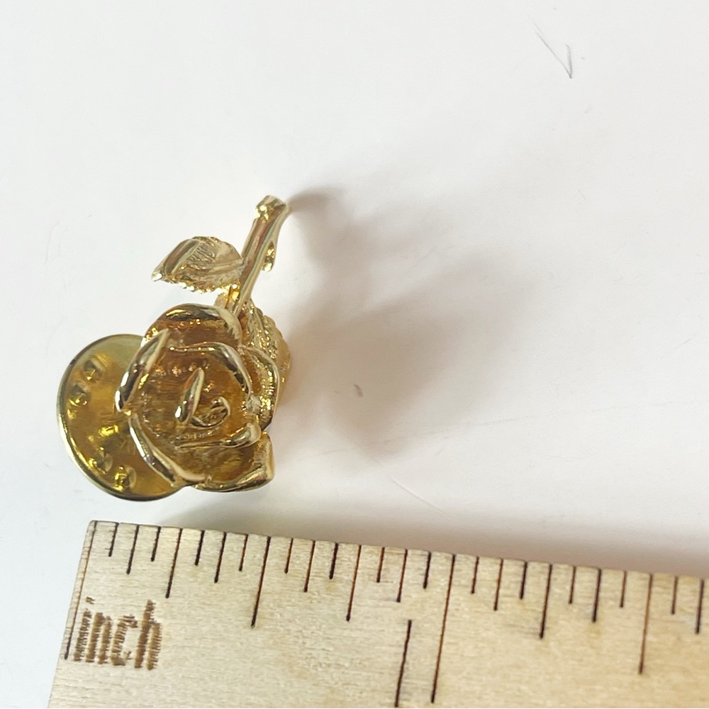Rose Gold Tone Leaves Lapel Hat Tie Pin Souvenir Vintage - Picture 7 of 7